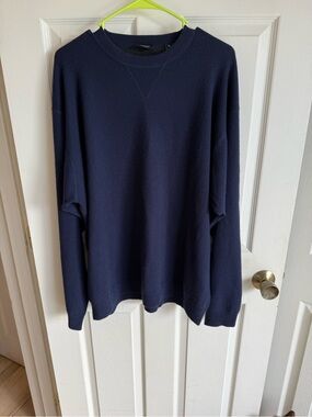 Men's 100% Cashmere Crewneck Sweater in Navy - Soft Everyday Knit